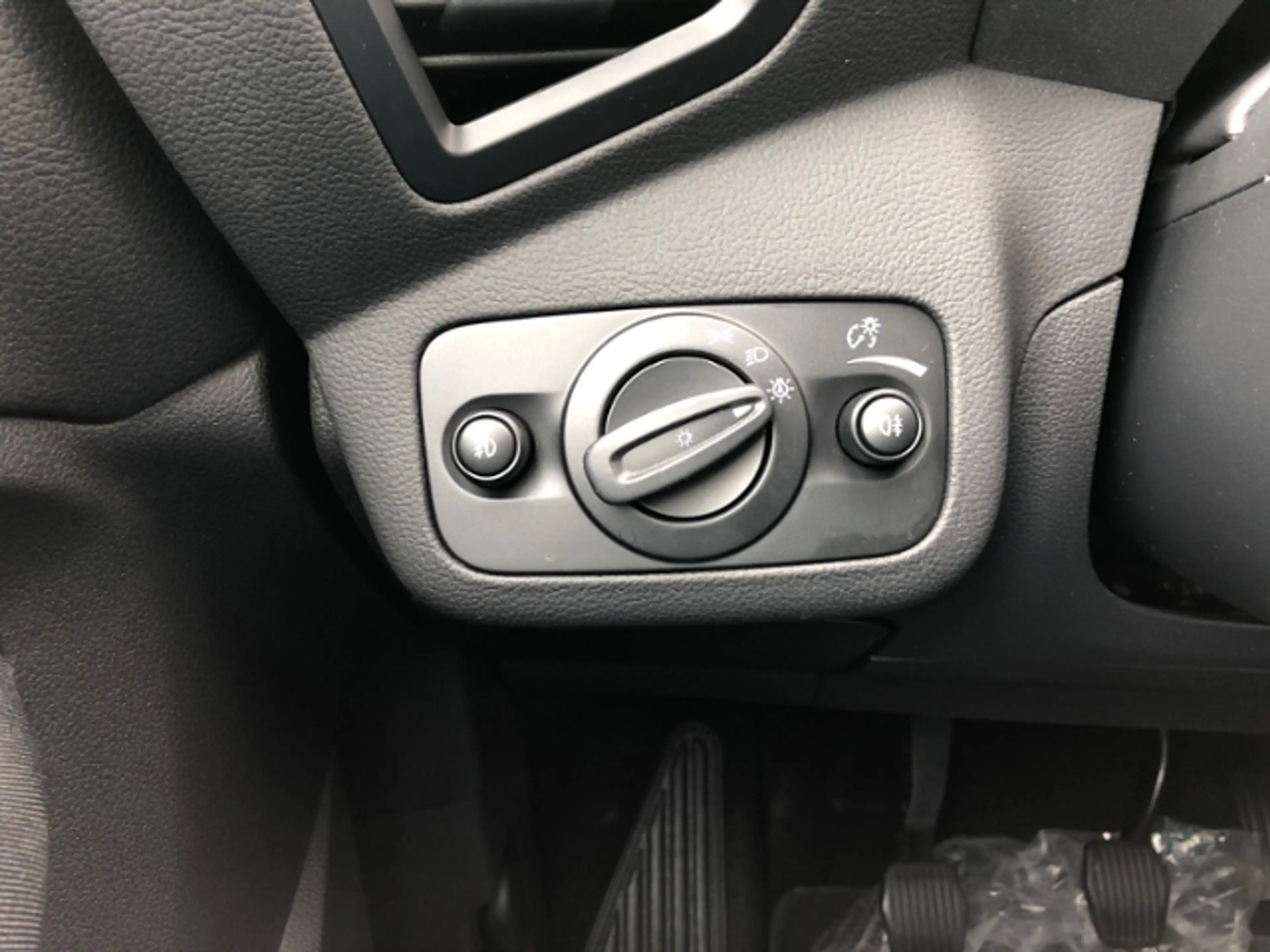 Ford C-Max Titanium Navi Bi-Xenon Kamera — photo 7