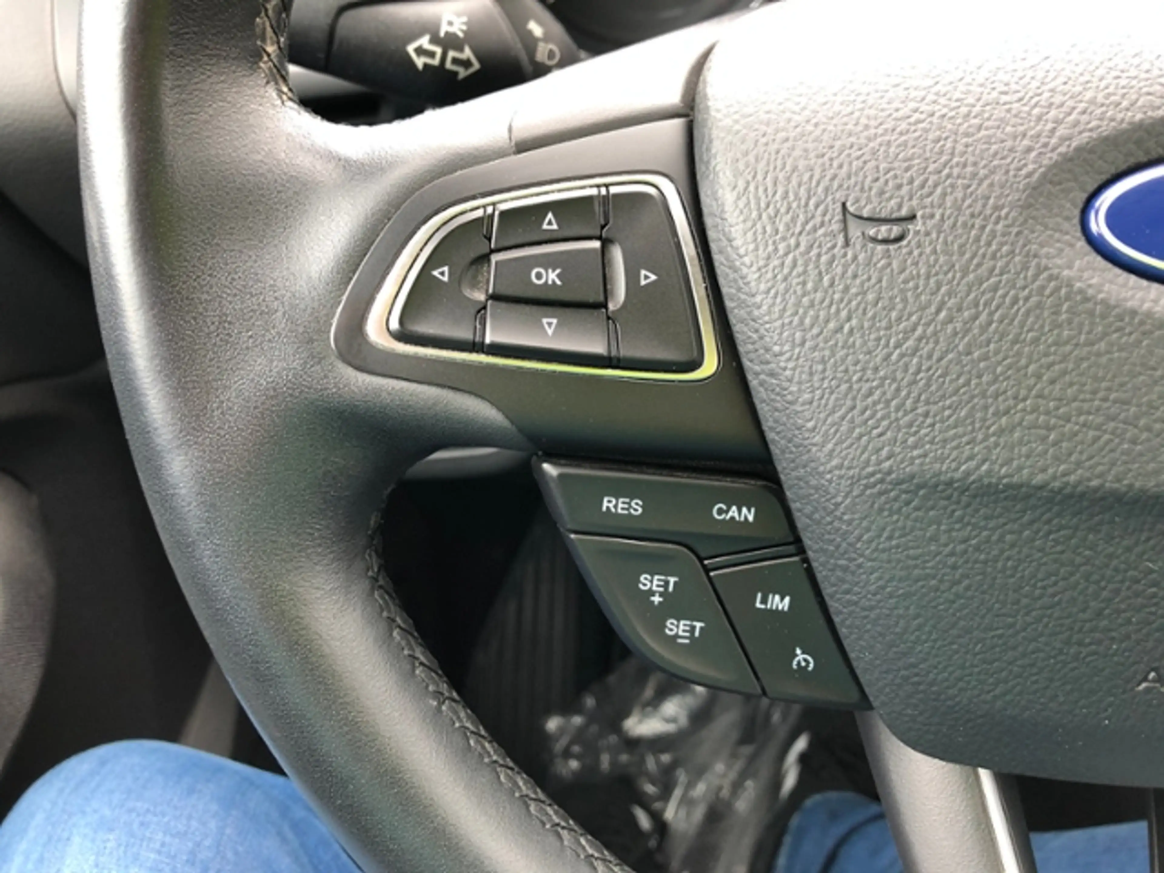Ford C-Max Titanium Navi Bi-Xenon Kamera — photo 9