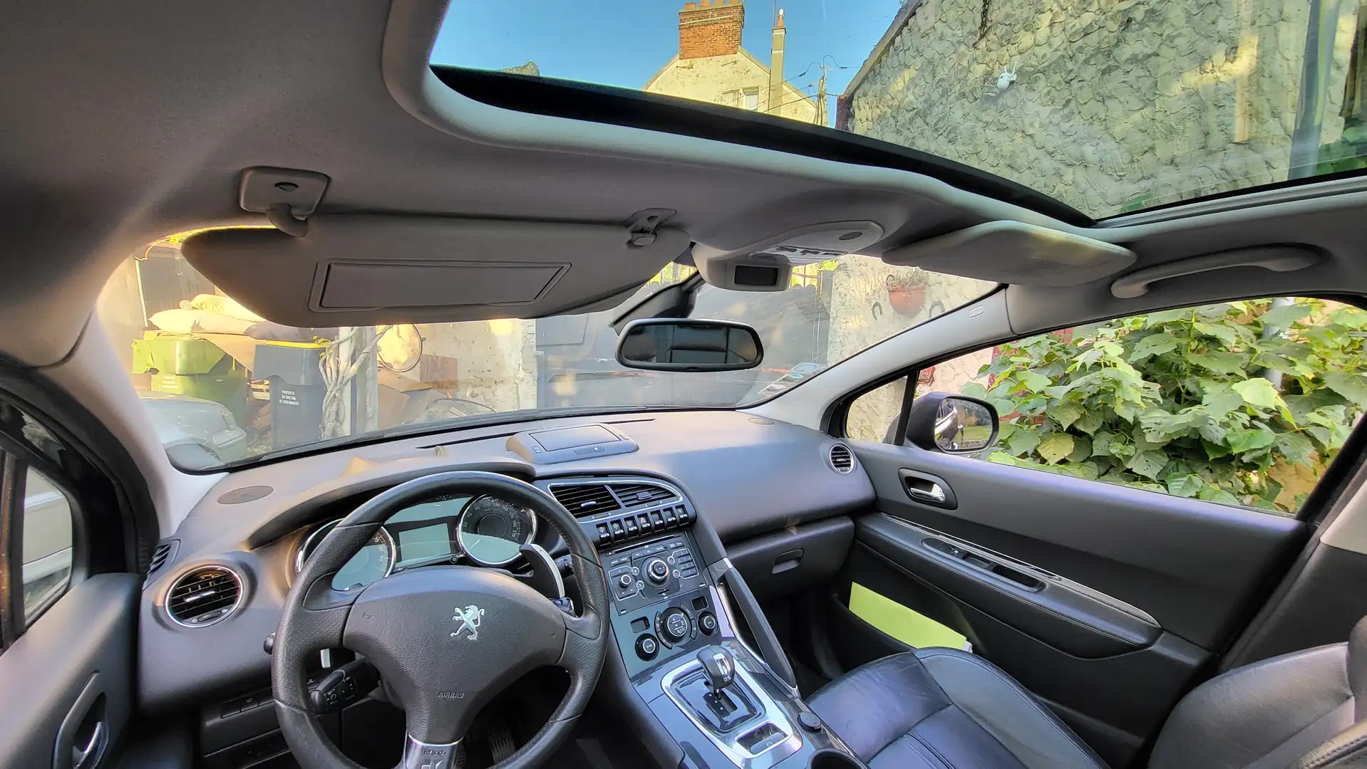 Peugeot 3008 Noir - 2