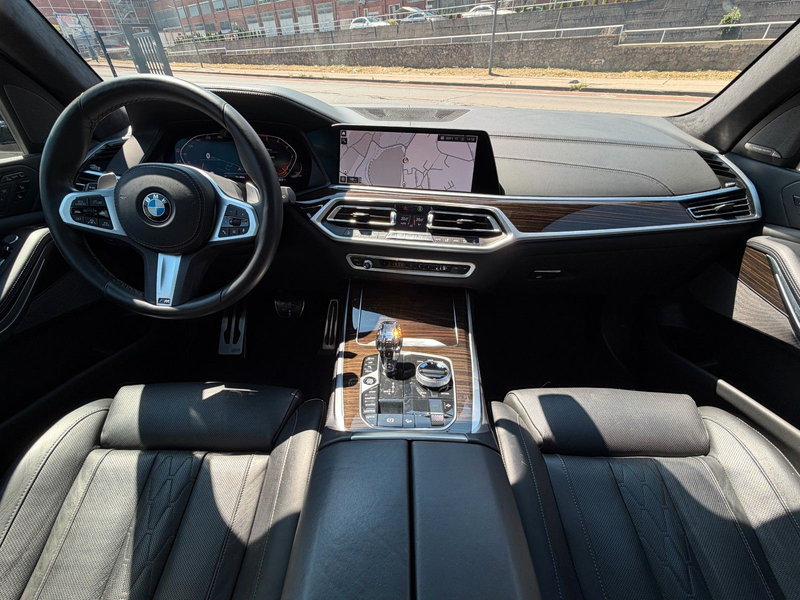 BMW X7 xDrive 30 d  Glas - Sky - M Sportpaket /// — photo 13