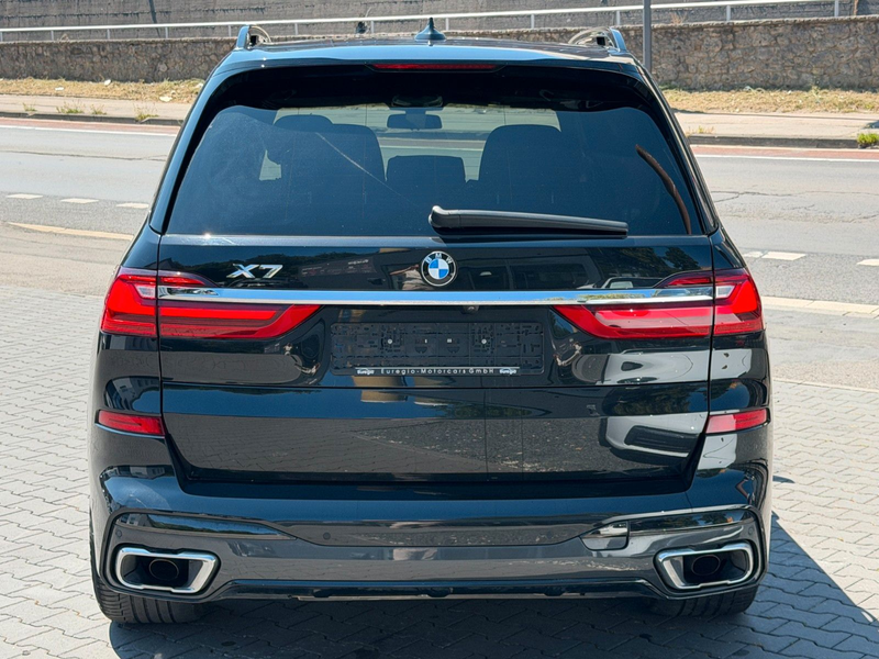 BMW X7 xDrive 30 d  Glas - Sky - M Sportpaket /// — photo 8