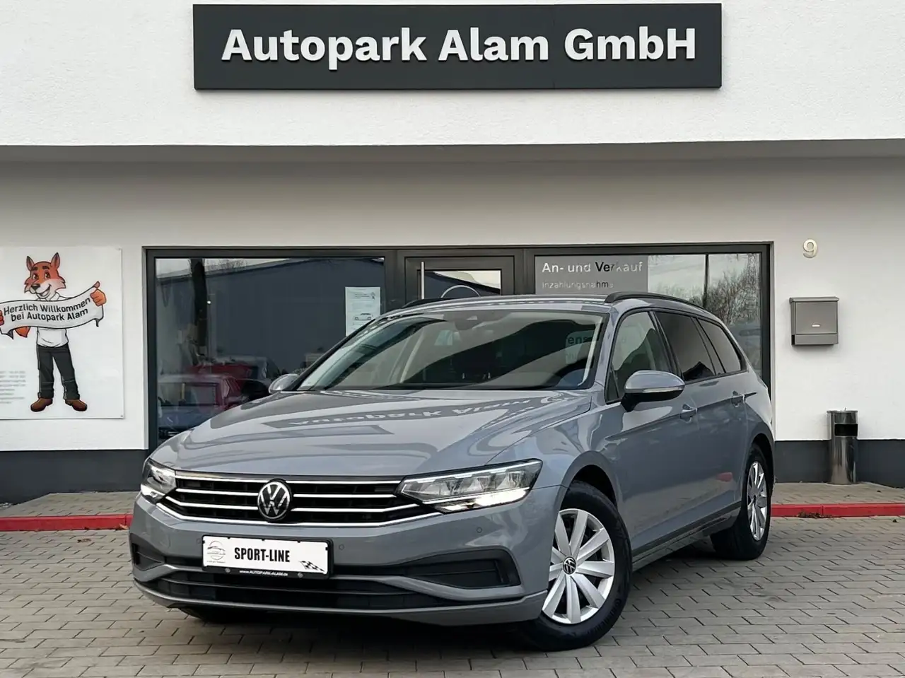 Volkswagen Passat Variant 1,5 TSI DSG CarPlay LaneNavi RFK — миниатюра 1