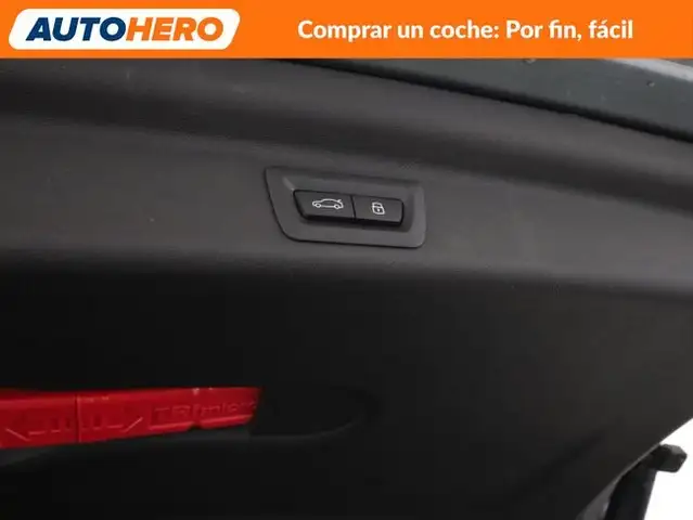 Mini Hatch view 21