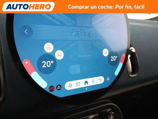 Mini Hatch view 24