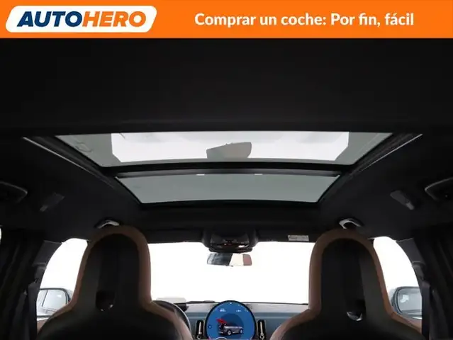 Mini Hatch view 20