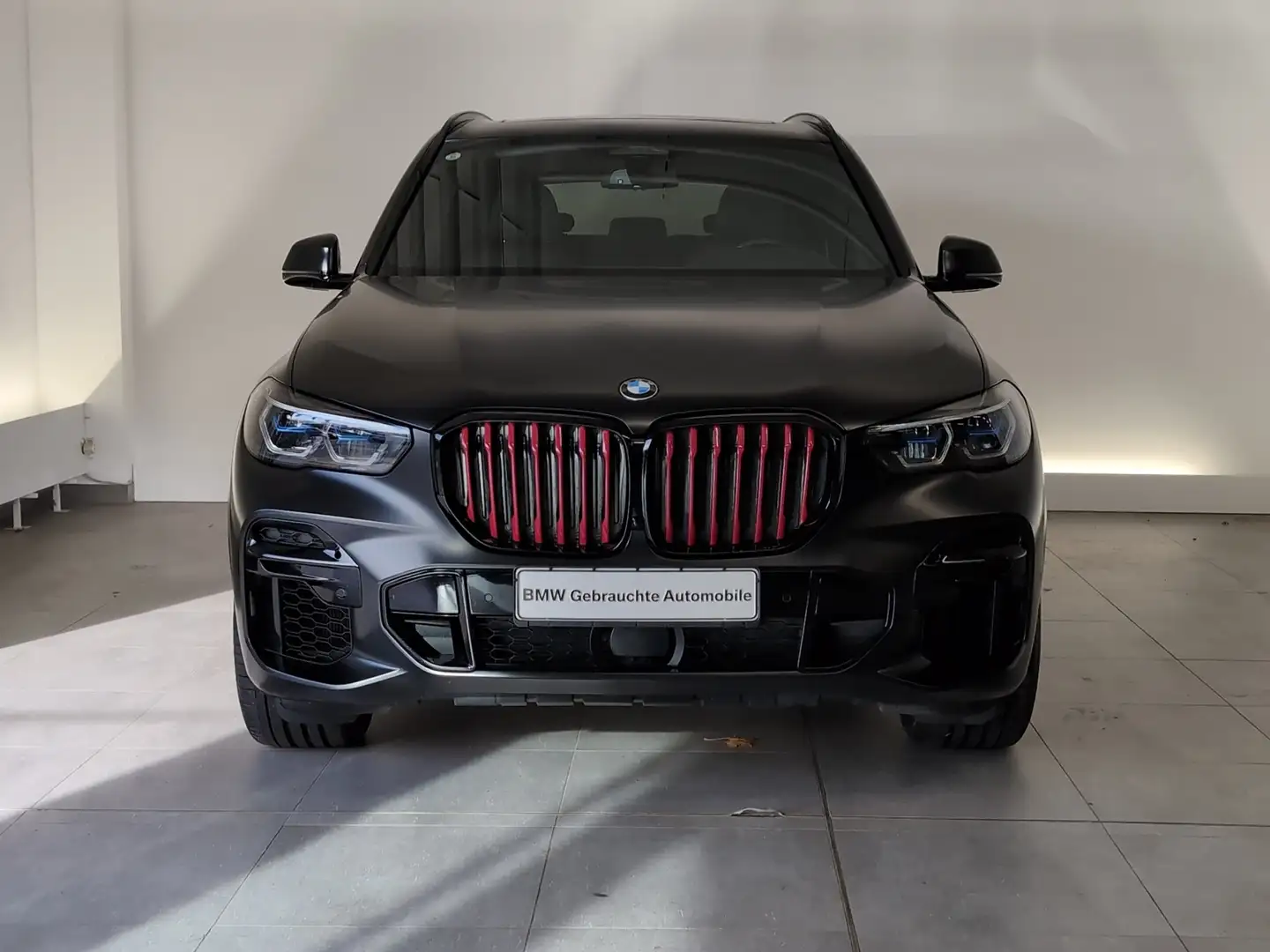BMW X5 M 50i Black Vermilion Edition Schwarz - 2