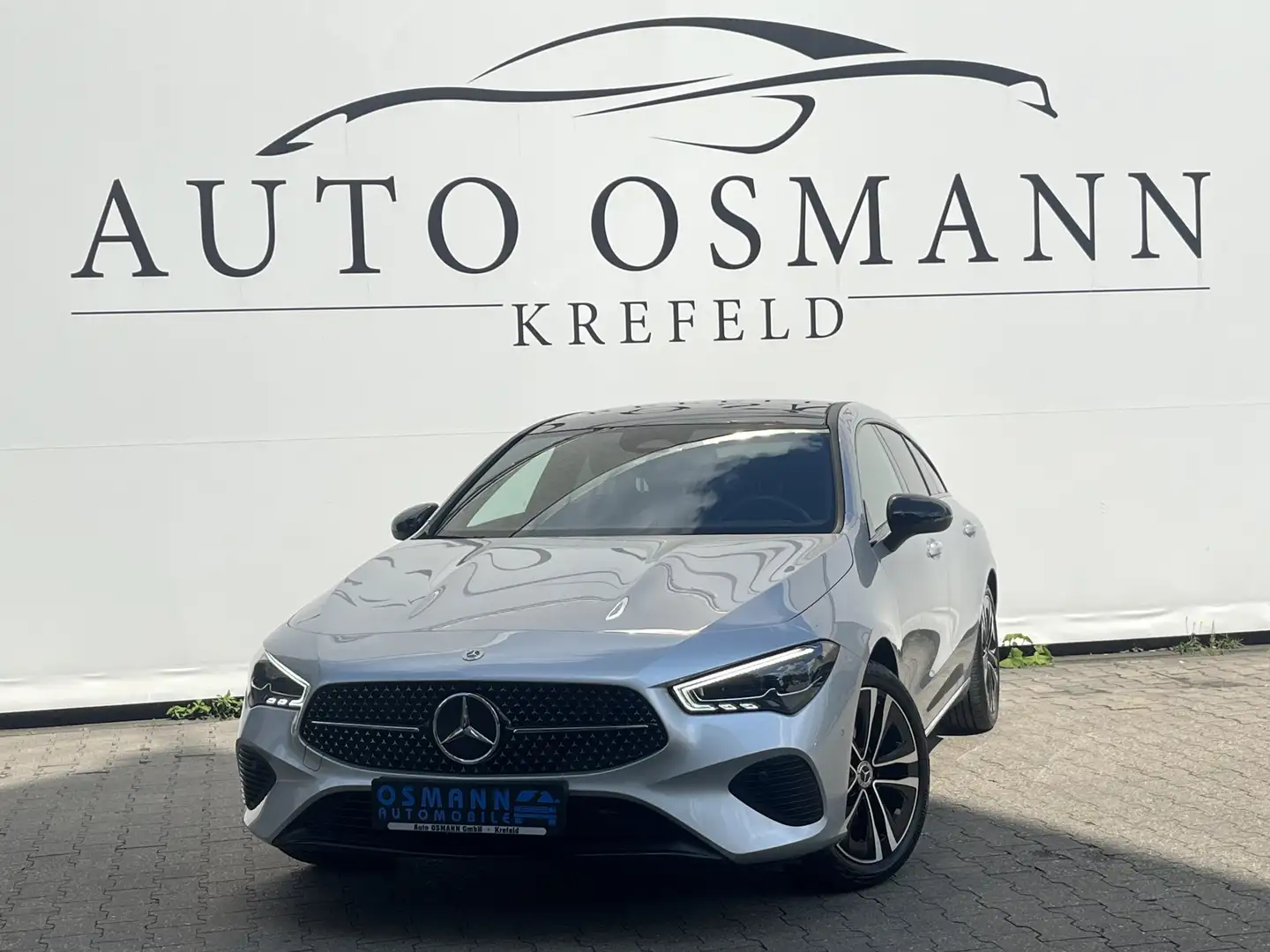Mercedes-Benz CLA 200 SB d Facelift Advanced Line  UPE:56.406€ Silber - 1