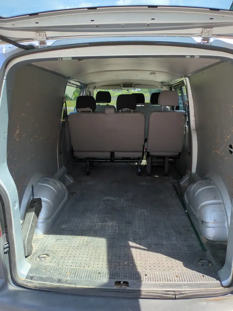 Volkswagen T5 Transporter Doka-Kastenwagen LR 2,0 TDI D-PF - 2