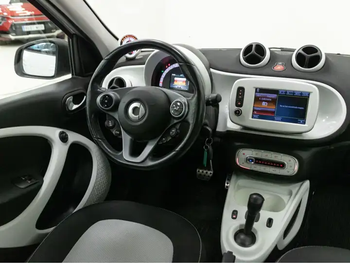 smart Forfour Electric Drive 2018, foto 20