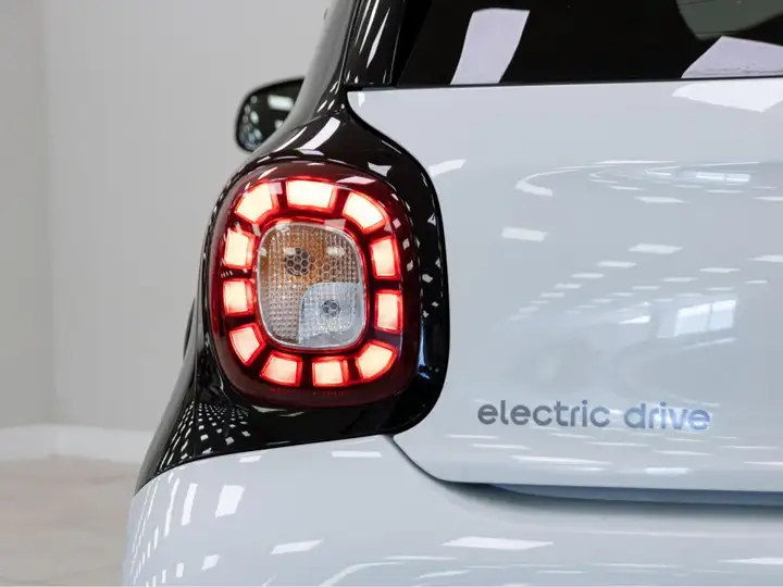 smart Forfour Electric Drive 2018, foto 25