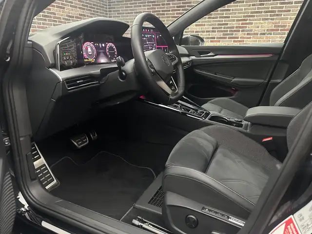 Volkswagen Golf view 14