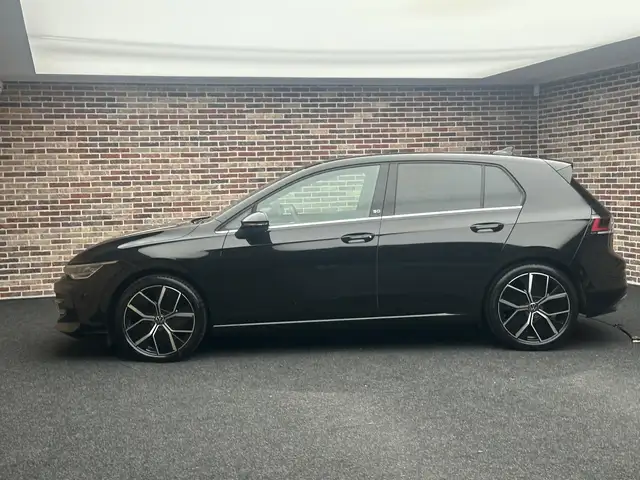 Volkswagen Golf view 6