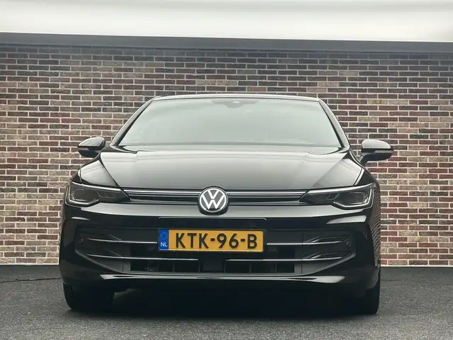 Volkswagen Golf view 5