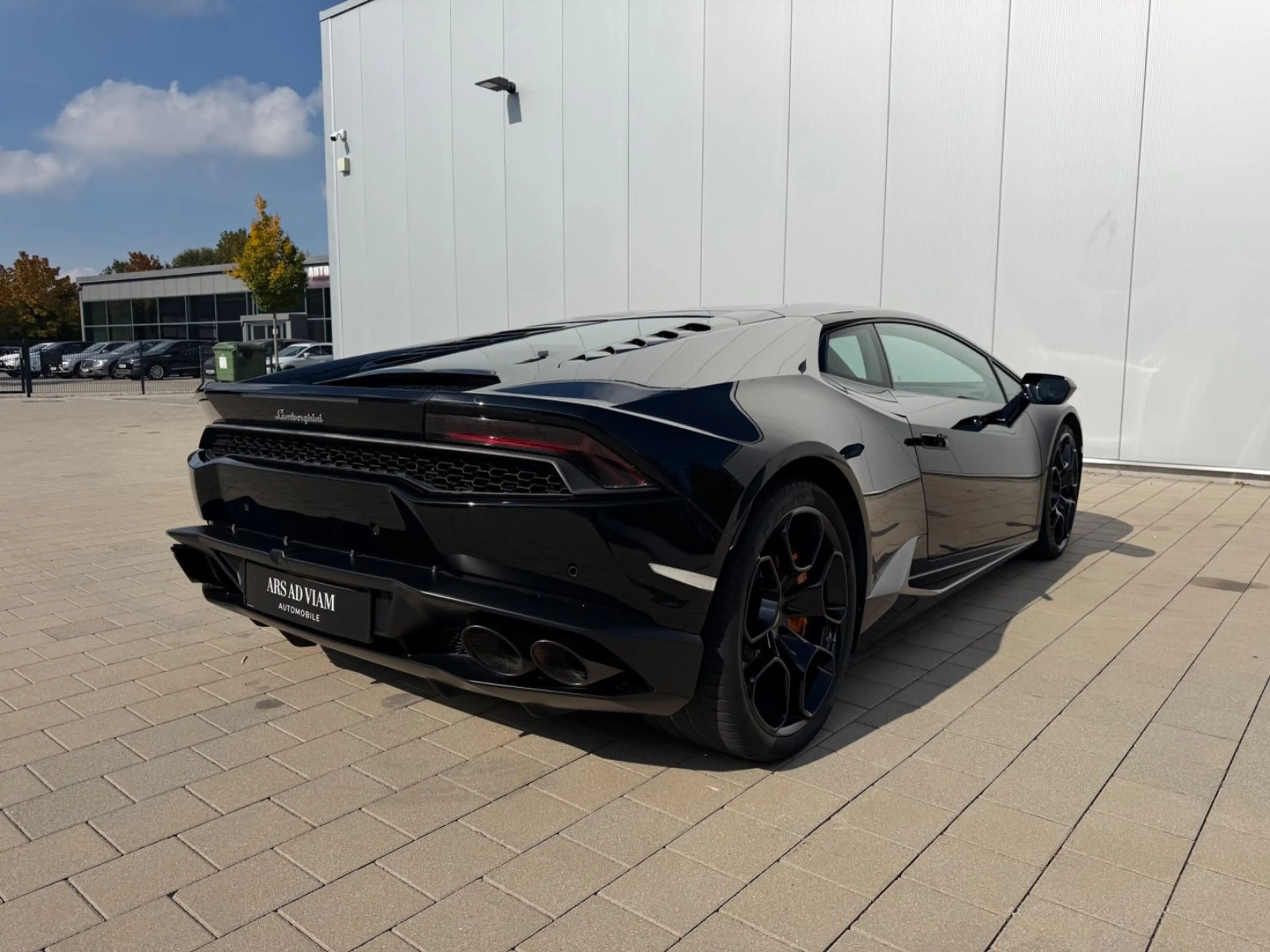 Lamborghini Huracán LP610-4 — photo 8