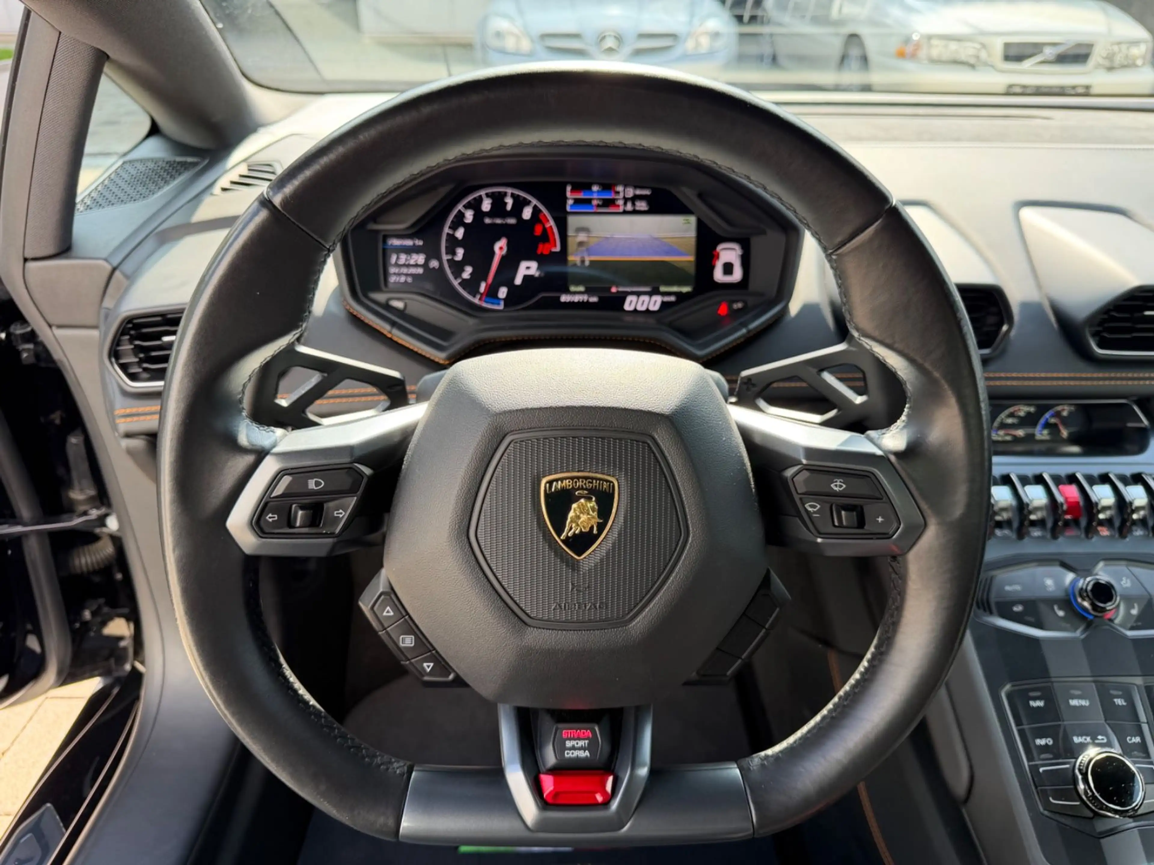 Lamborghini Huracán LP610-4 — photo 12