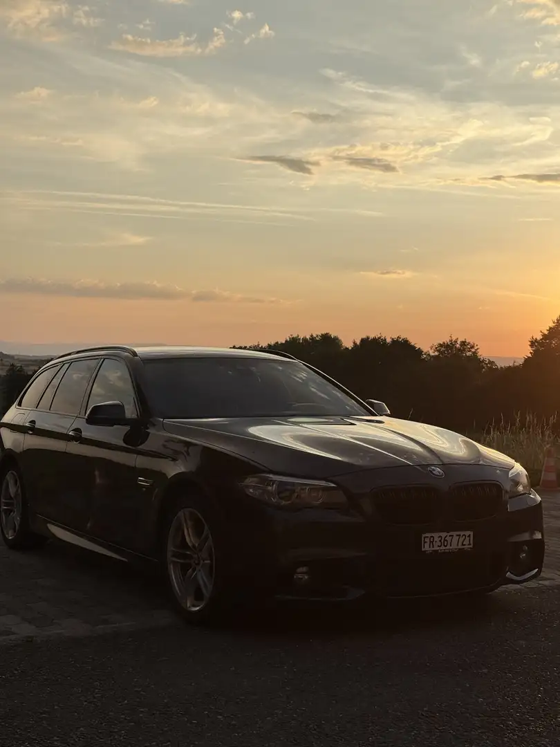 BMW 520 520 d xDrive Grau - 2