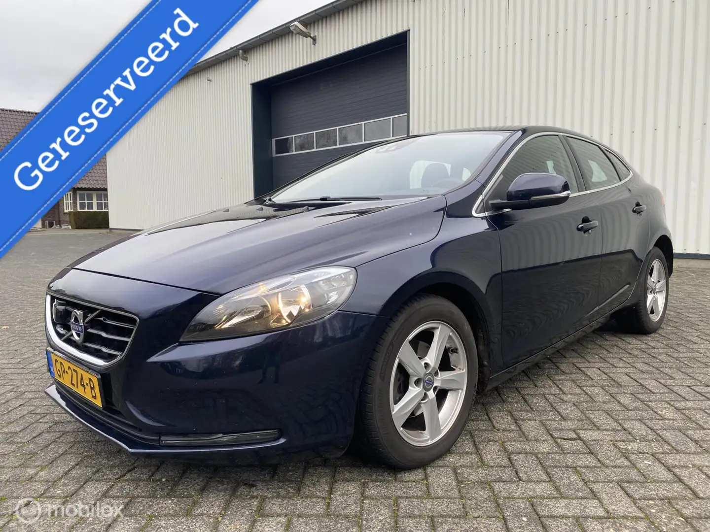 Volvo V40 2.0 D2 Momentum Kék - 1