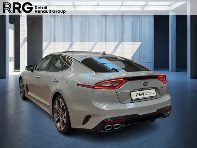 Kia Stinger view 4