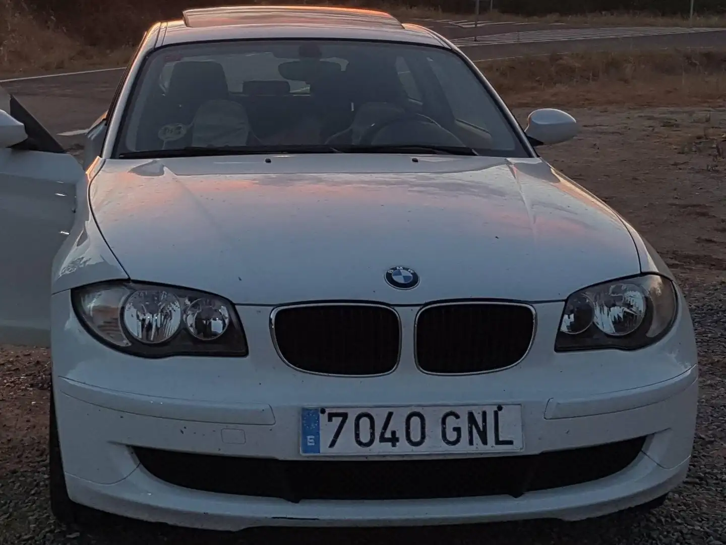BMW 116 116d Blanco - 1