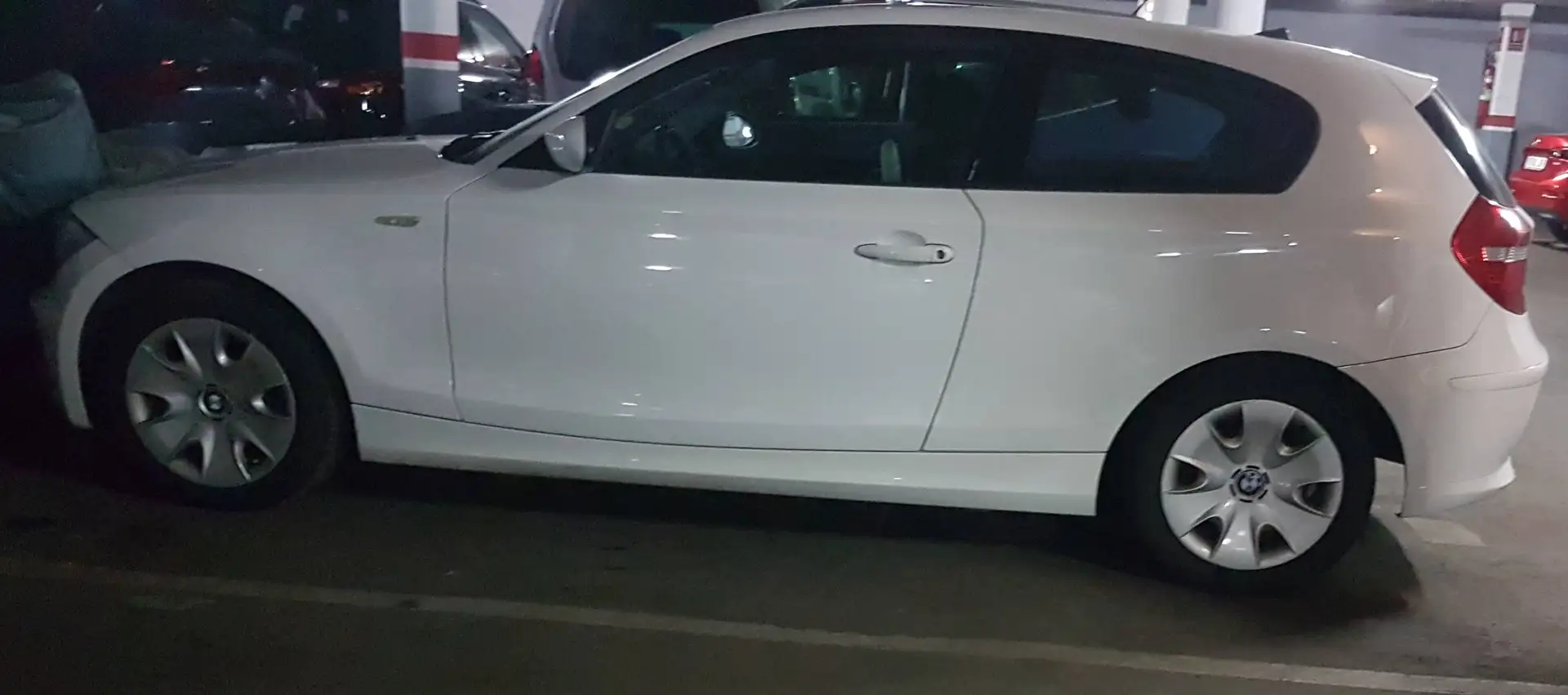 BMW 116 116d Blanco - 2