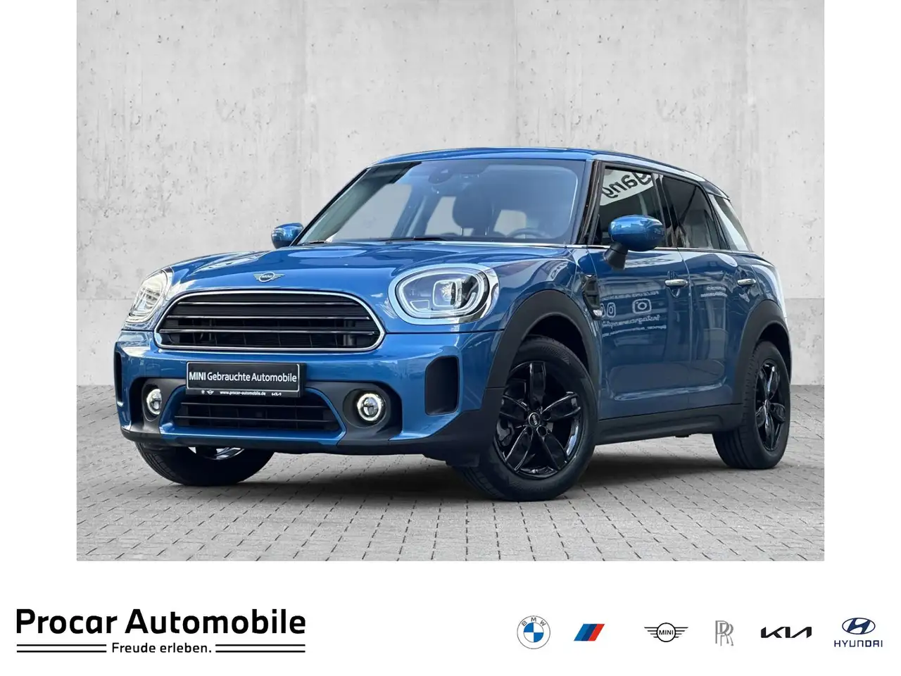MINI One Countryman