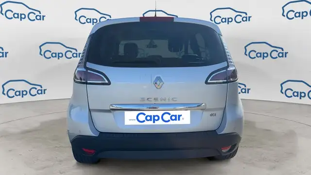 Renault Scenic view 3