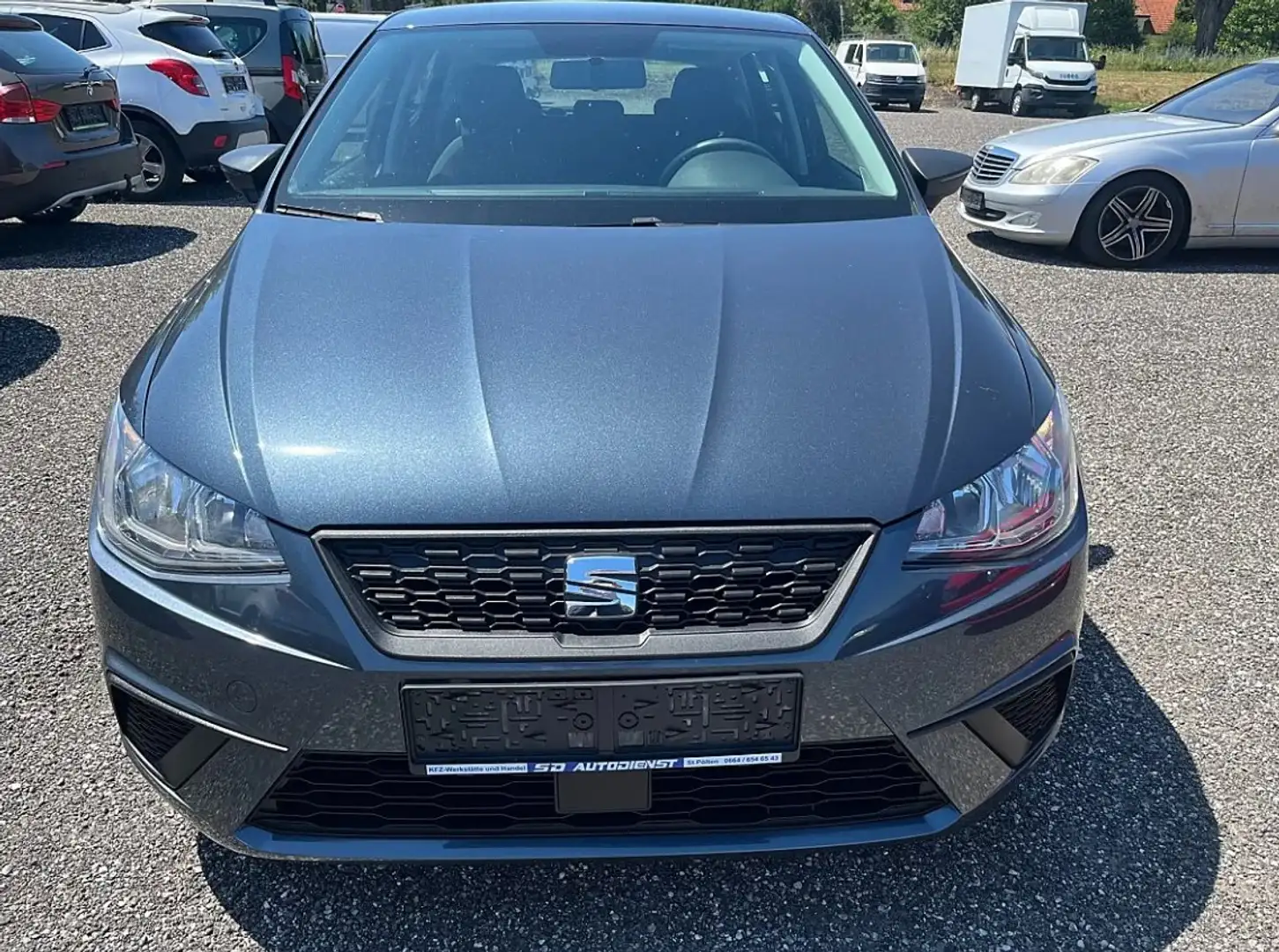 SEAT Ibiza Ibiza 1,0 Reference Limousine Schwarz - 2