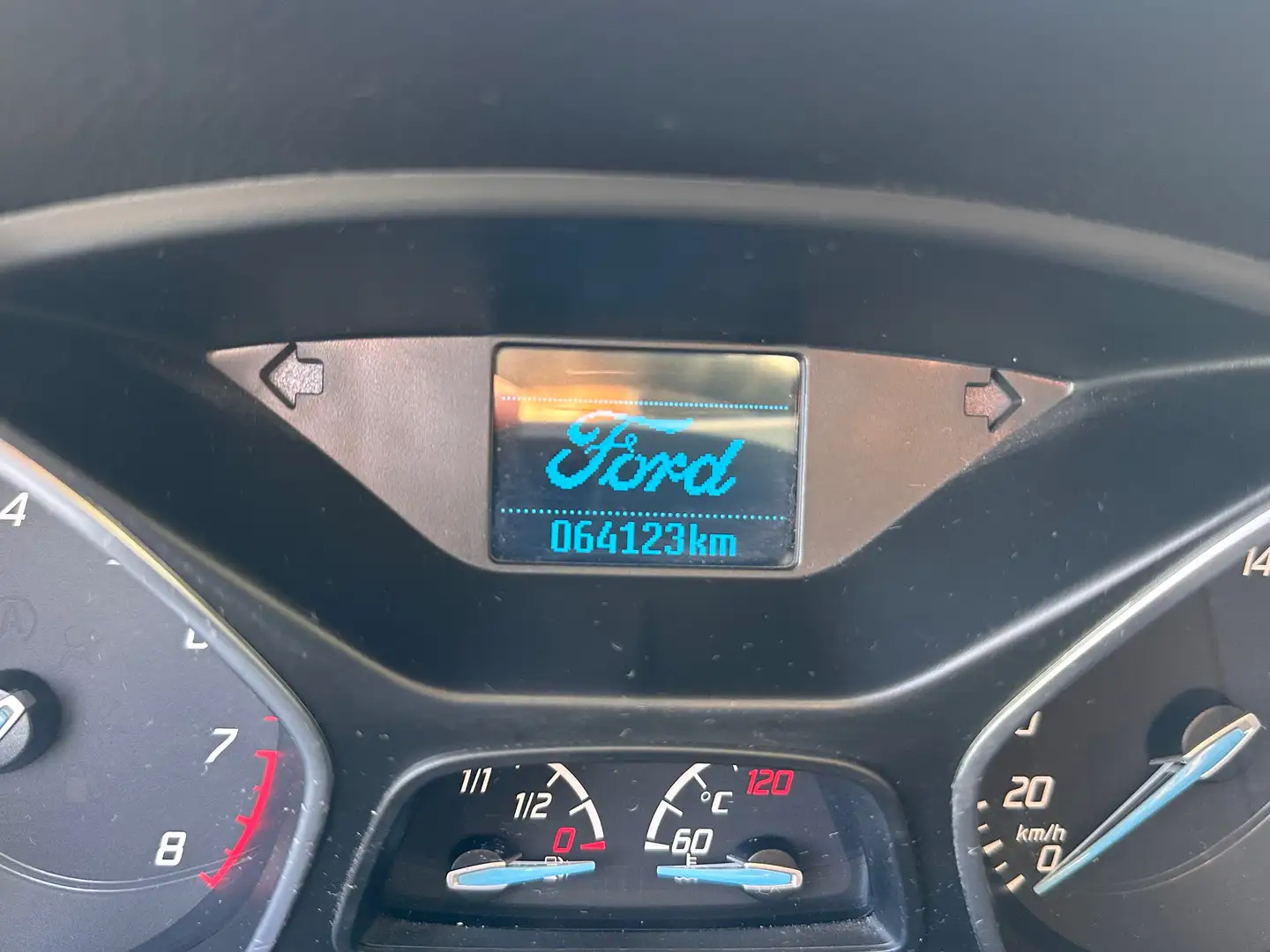 Ford Focus Focus Traveller Van Easy 1,0 EcoBoost Easy Weiß - 2