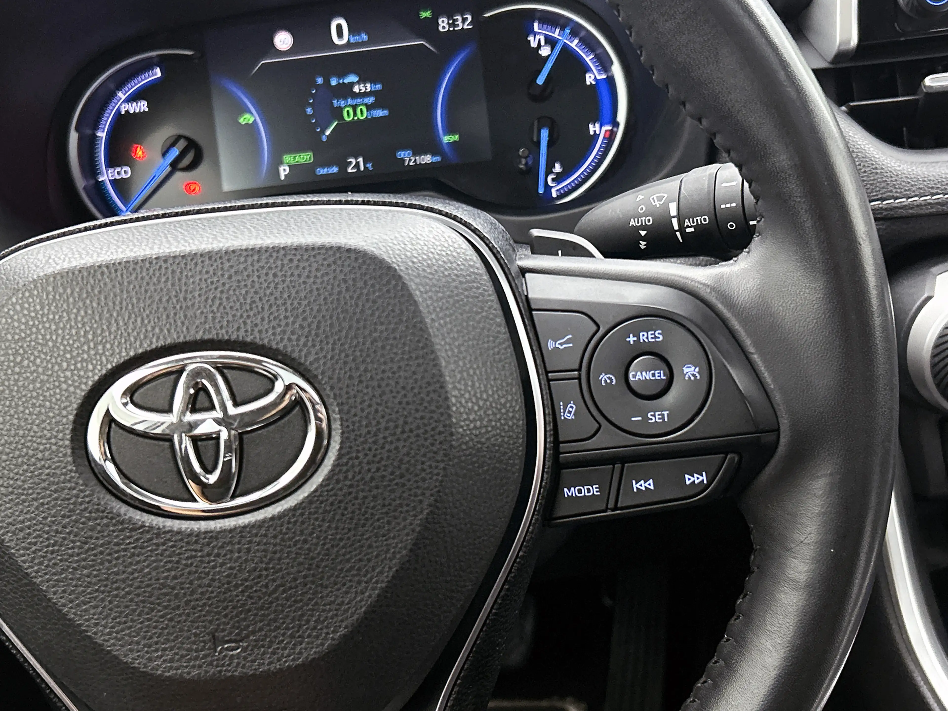 Toyota RAV 4 2.5 Hybrid Executive — photo 15