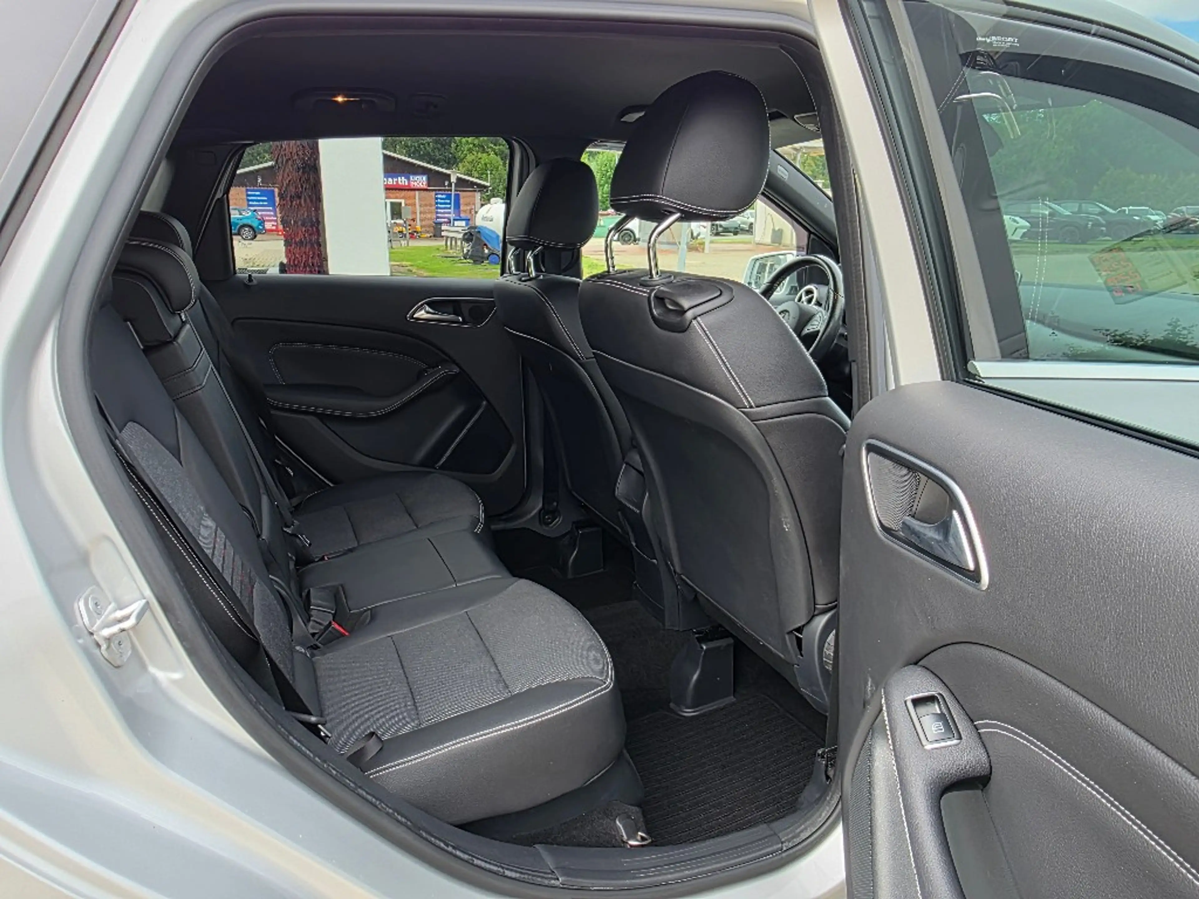 Mercedes-Benz B 200 B 200, AHK abnehmbar, Allwetterreifen — photo 9