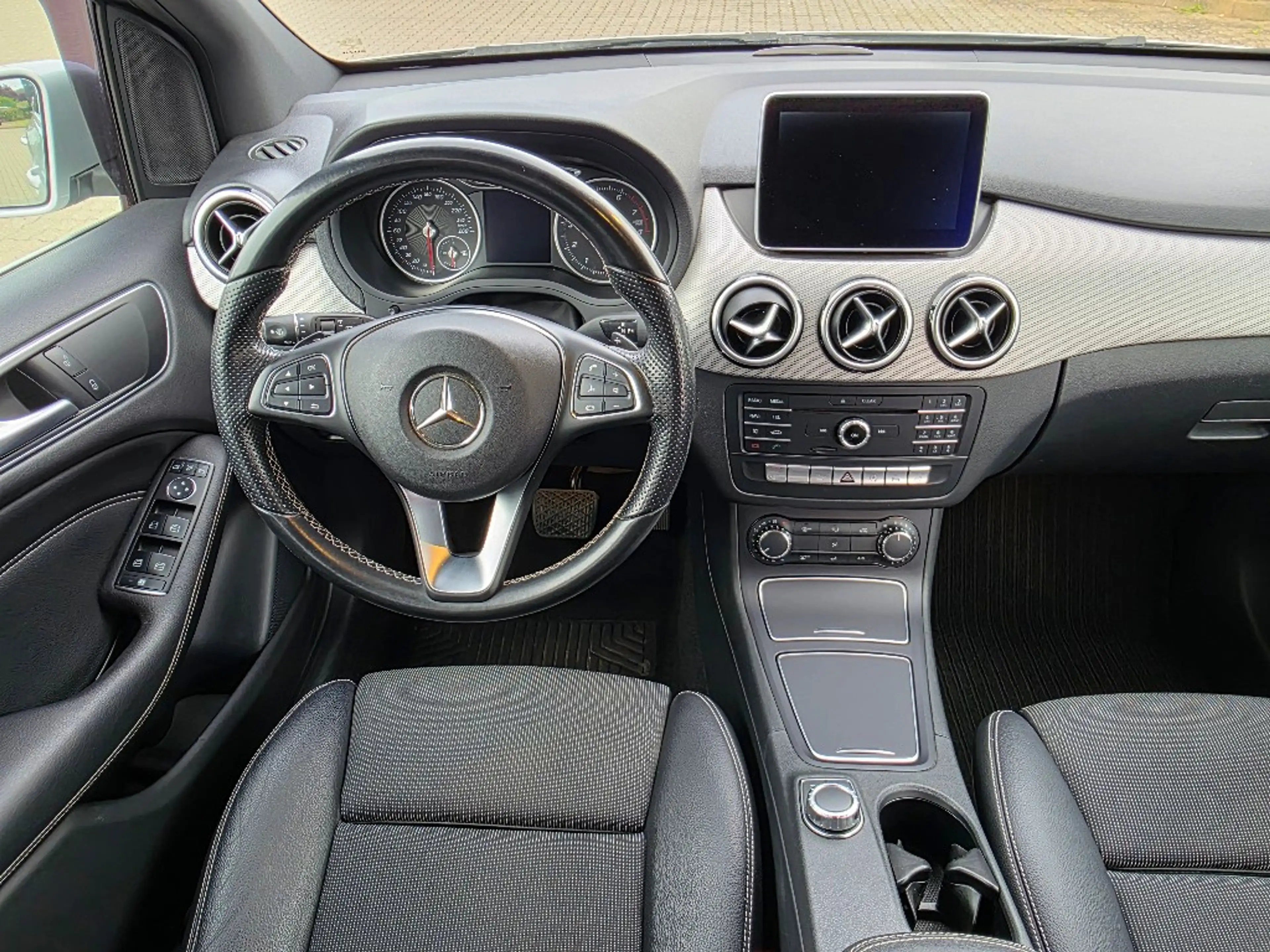 Mercedes-Benz B 200 B 200, AHK abnehmbar, Allwetterreifen — photo 14