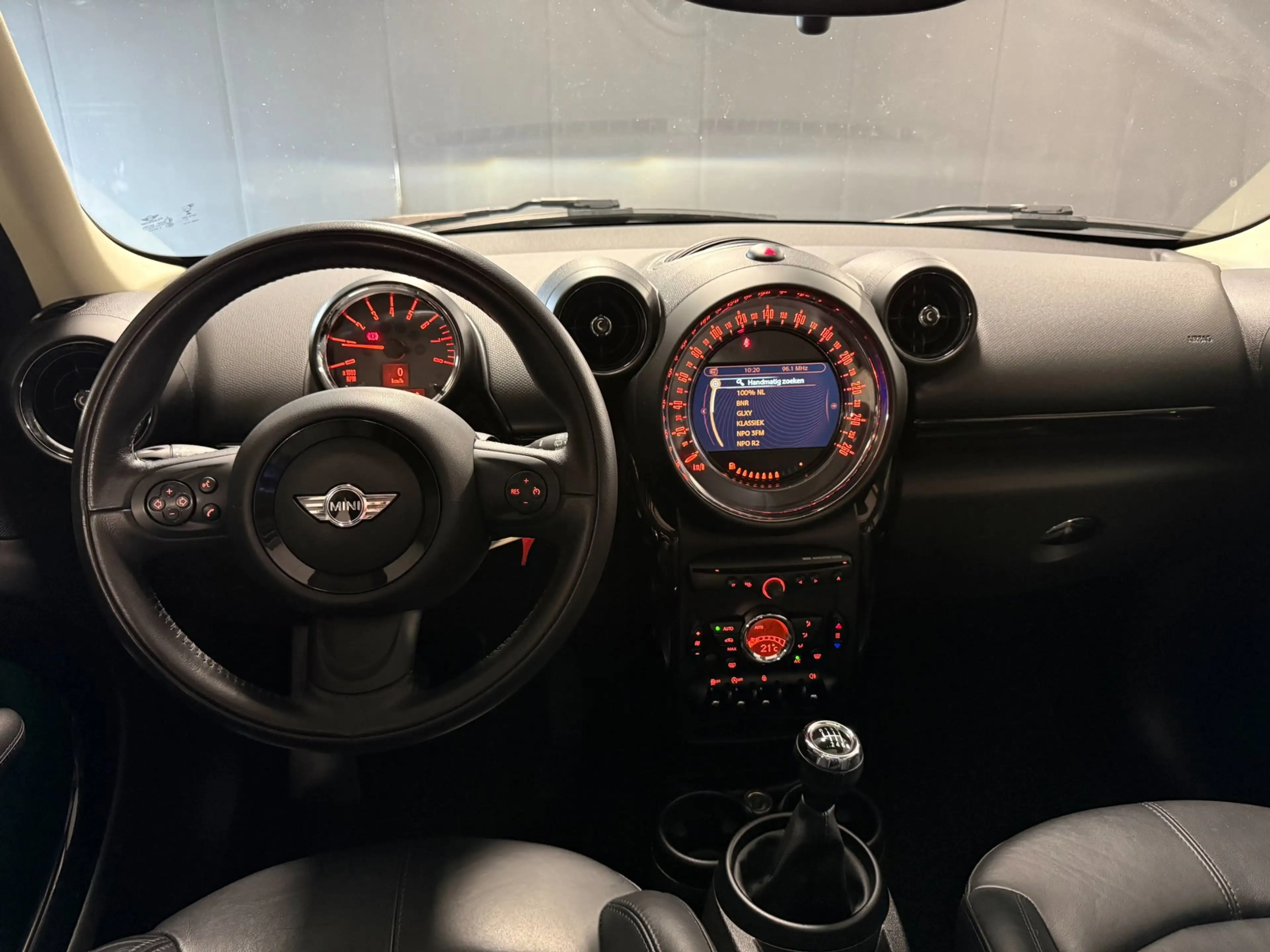 MINI One Countryman 1.6 Knockout Edition|PANO|NAP|CRUISE|LEDER|NAVI|BL — photo 10