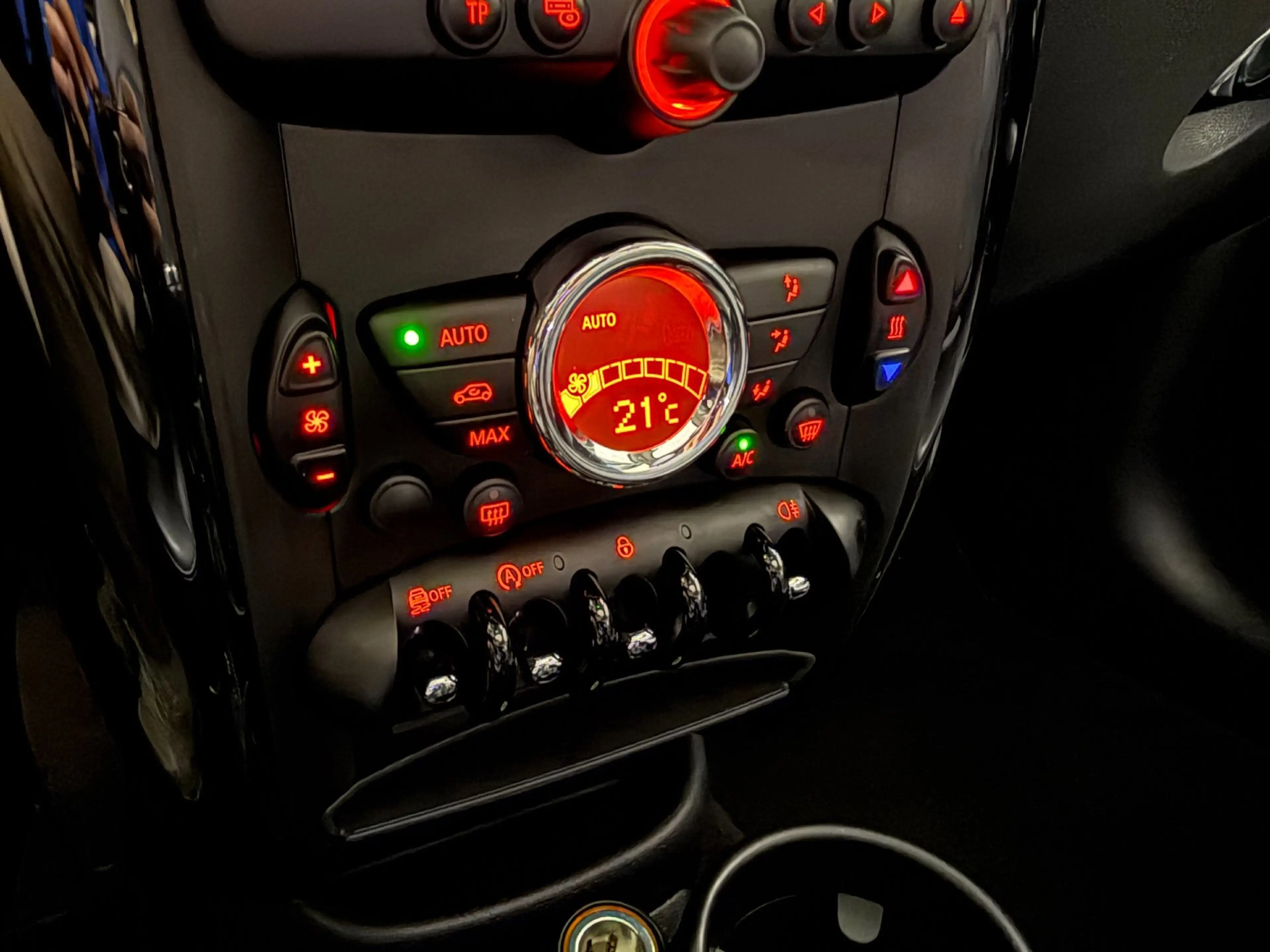 MINI One Countryman 1.6 Knockout Edition|PANO|NAP|CRUISE|LEDER|NAVI|BL — photo 21