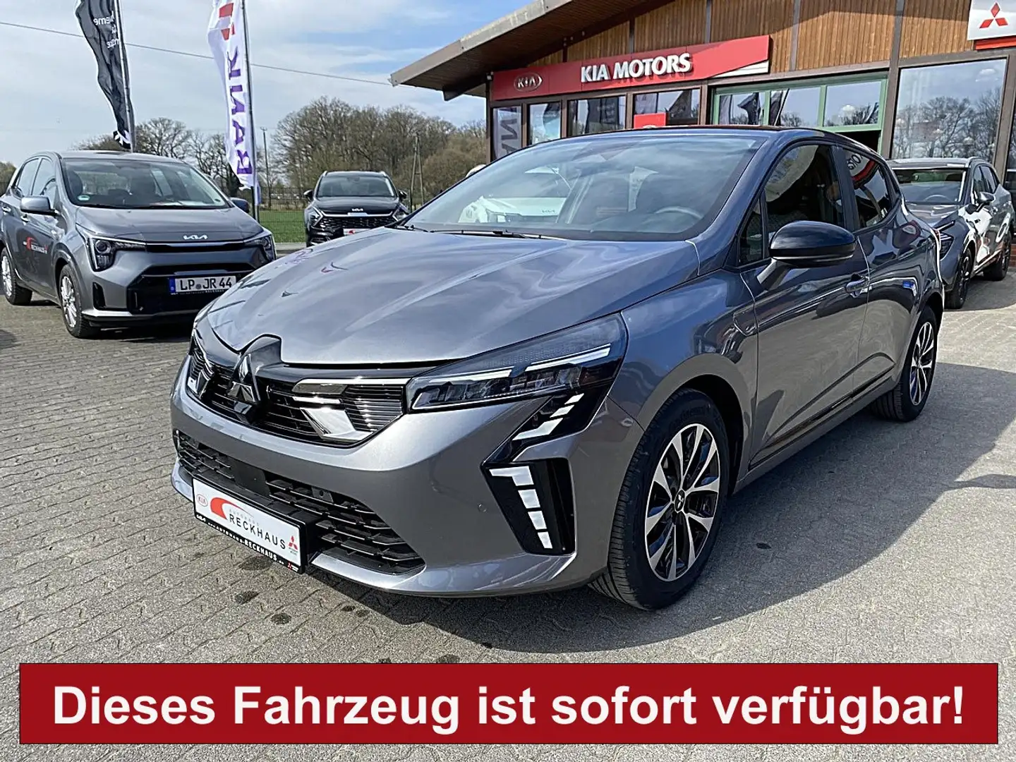 Mitsubishi Colt PLUS 1,0l Benziner 5MT Klima Navi Rückfahrkamera Сірий - 2