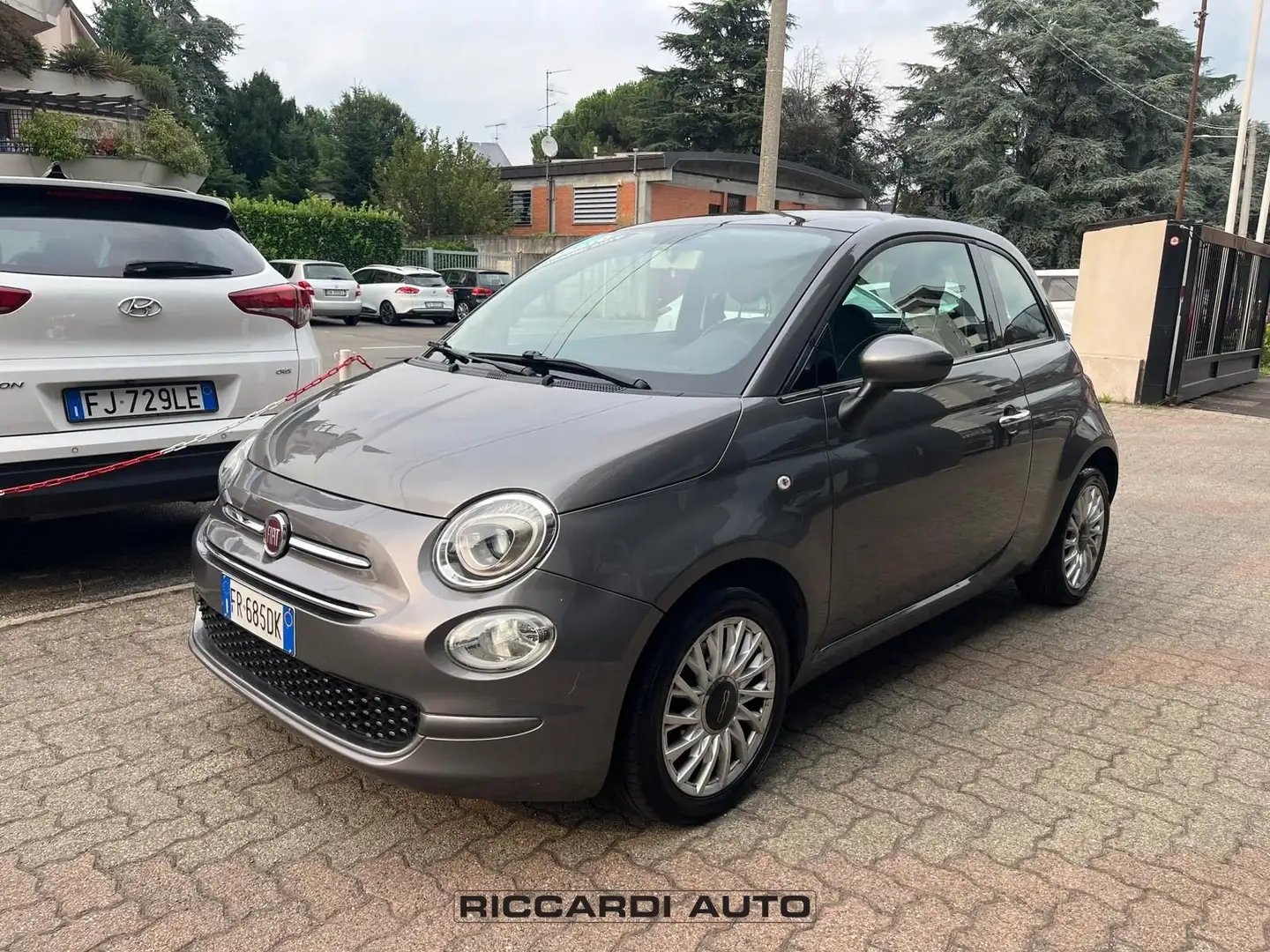 Fiat 500 (2015-->) 1.2 Lounge Grijs - 1