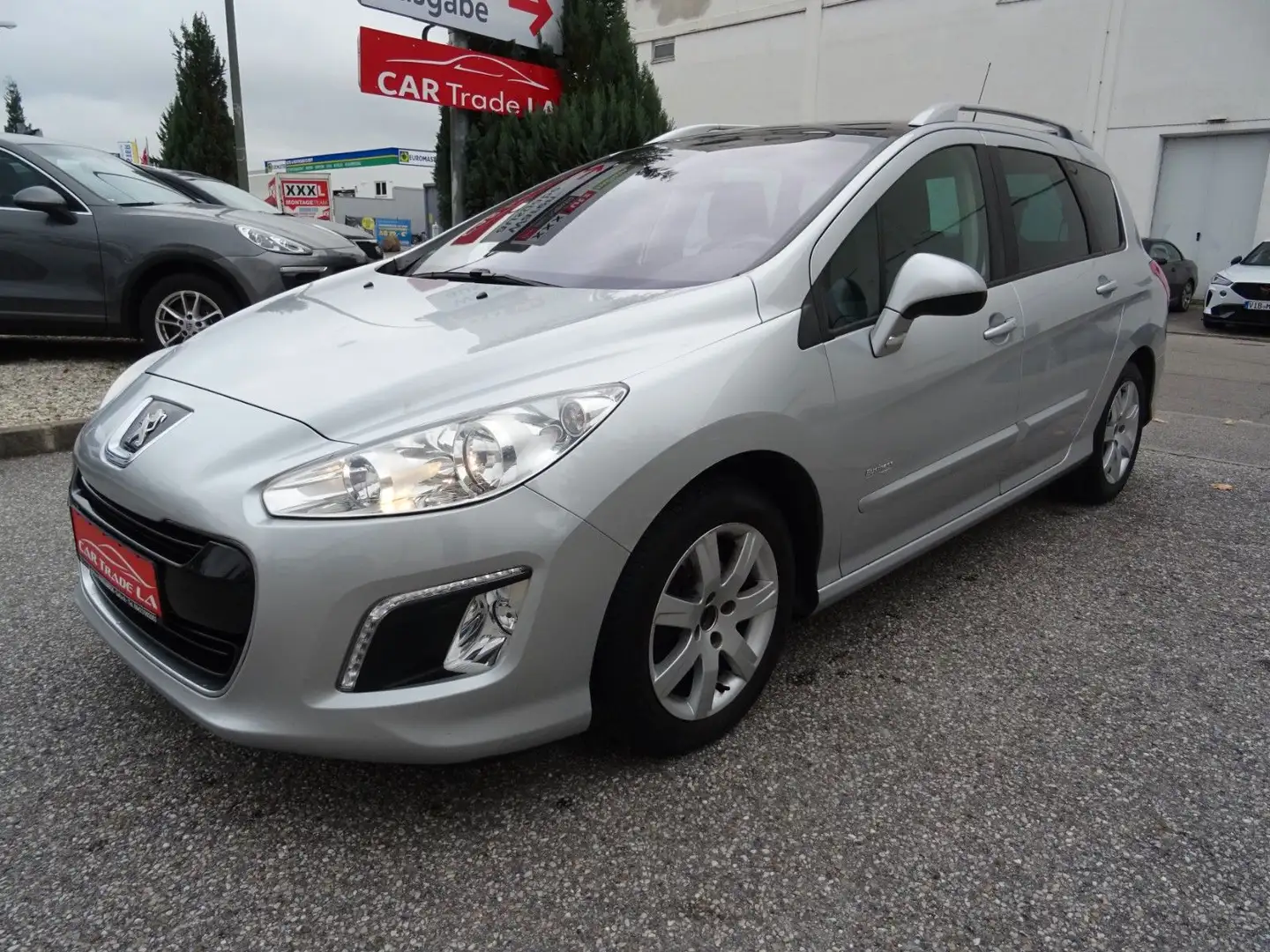 Peugeot 308 SW Business-Line Silber - 1