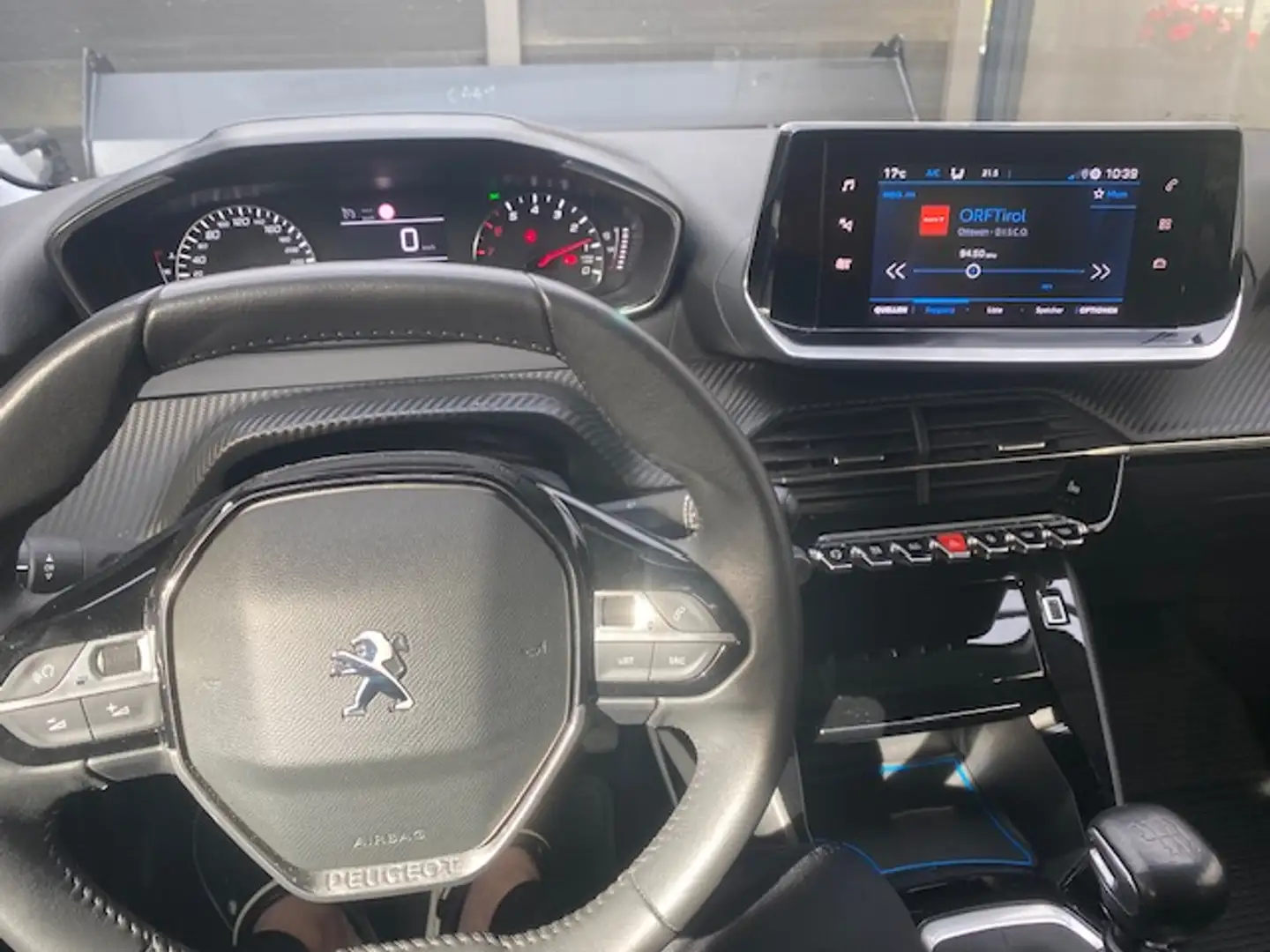 Peugeot 208 208 Style PureTech 100 S Weiß - 1