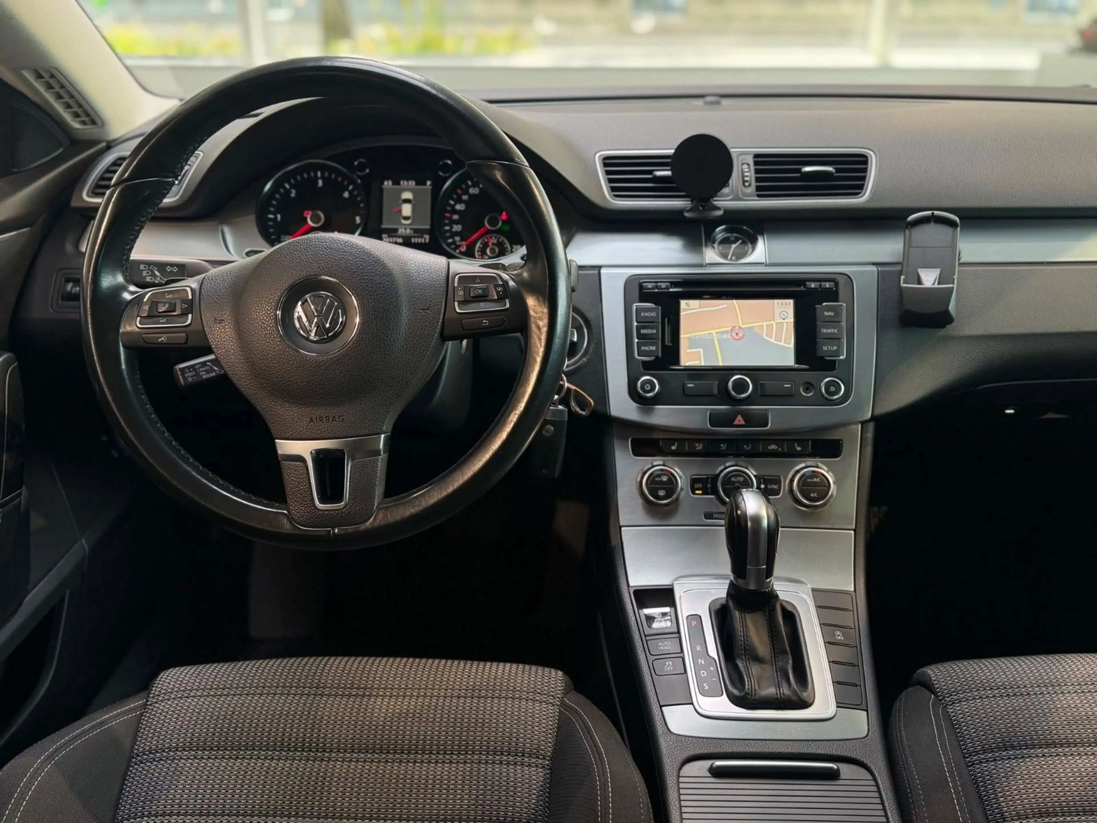 Volkswagen CC 2.0 TDI 140PS*DSG*TEMPO*GEWERBE&EXPORT* — photo 14