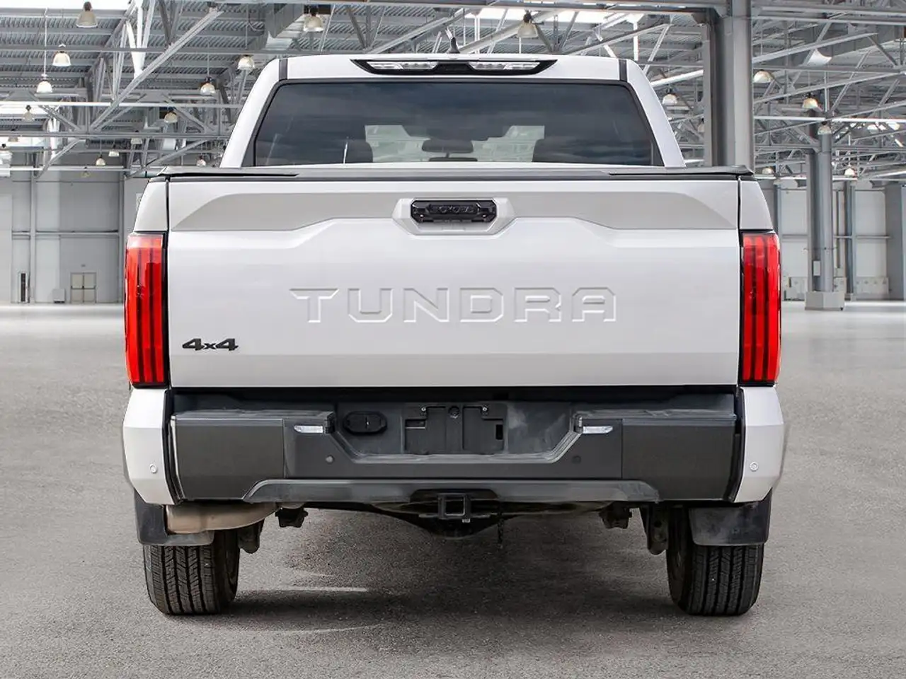 Toyota Tundra снимка Toyota Tundra