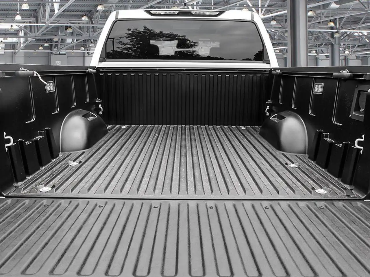 Toyota Tundra снимка Toyota Tundra