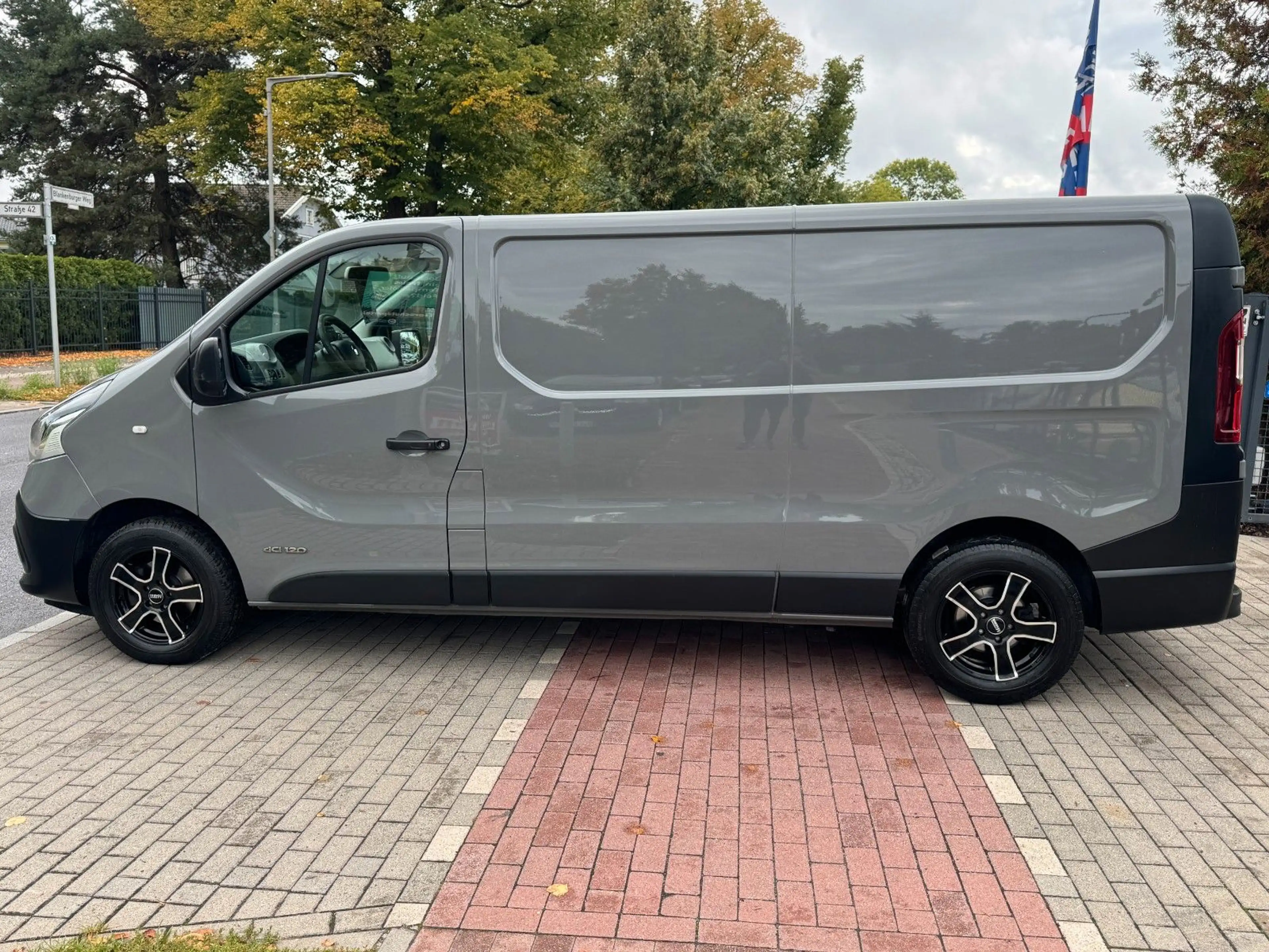 Renault Trafic Kasten L2H1 2,9t Komfort*3Sitze*Klima*AHK — photo 9