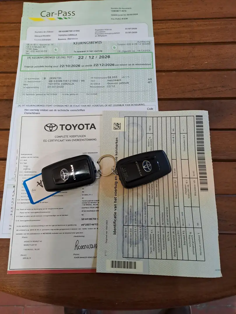 Toyota Corolla 1.8 Hybrid Premium -GPS -camera - keyless Bronze - 2