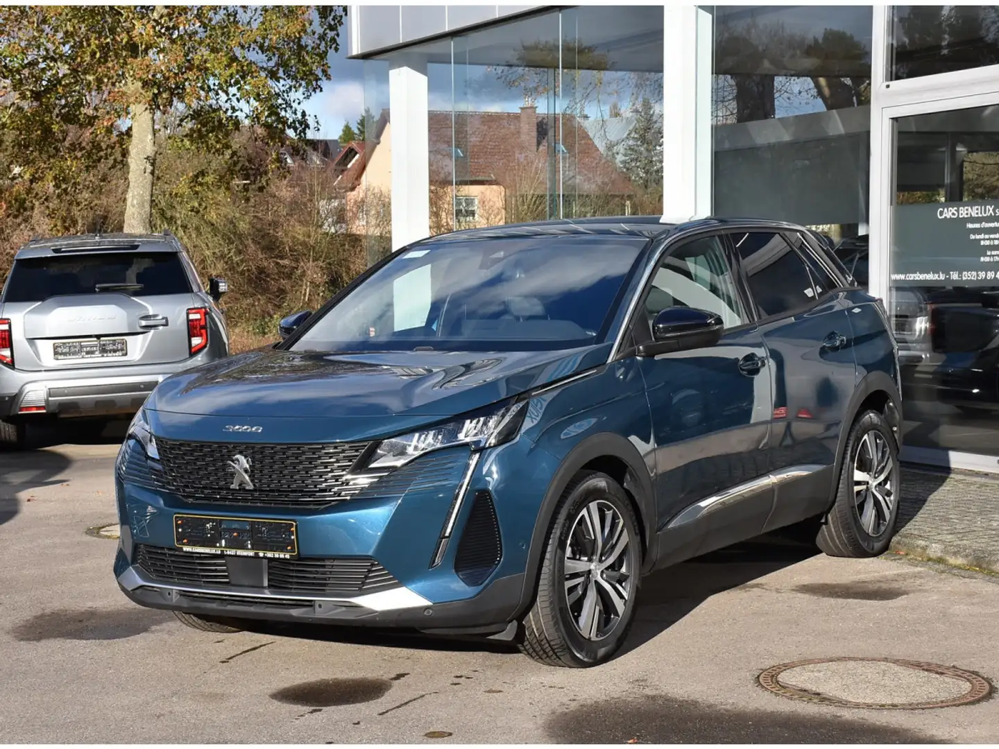 Peugeot 3008 1.2 PureTech Allure ACC LANE SIDE CAM SG CHFF 1° M Bleu - 2