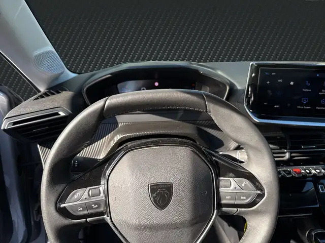 Peugeot 208 view 14