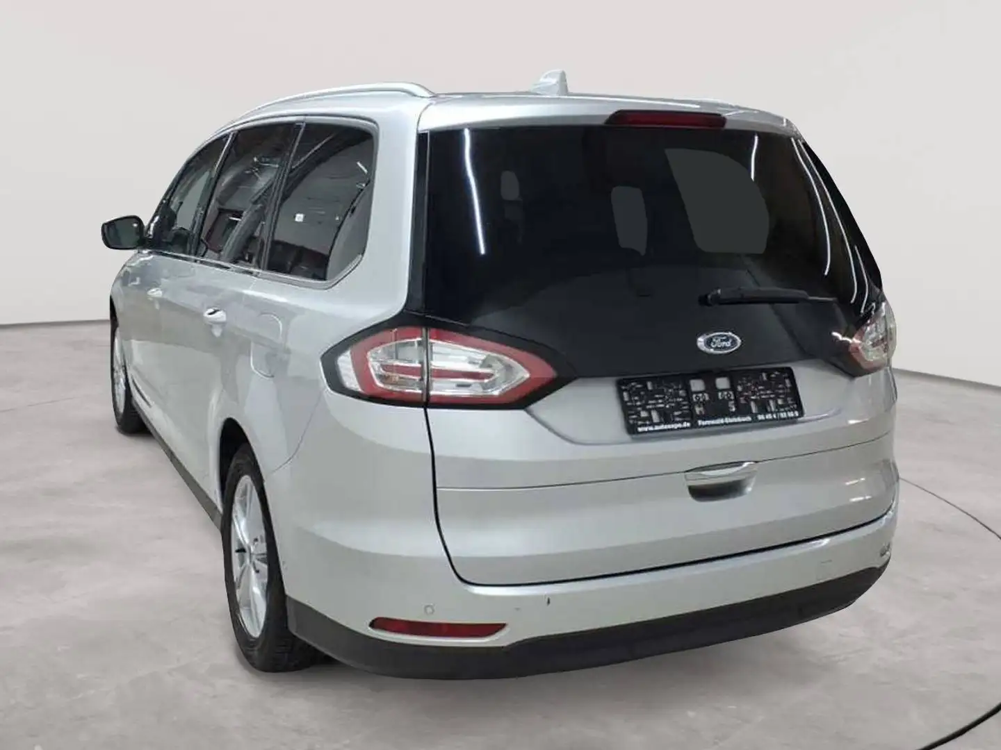 Ford Galaxy Galaxy 2.0 EcoBlue A. TITANIUM 7 Si. AHK Plateado - 2