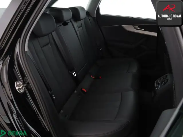 Audi A4 view 13