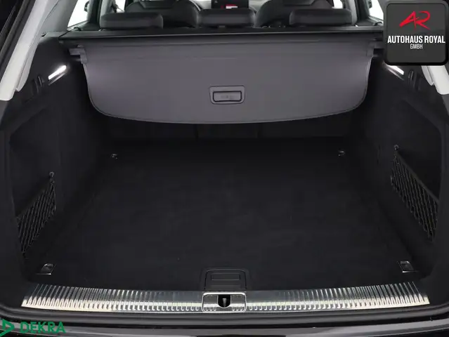 Audi A4 view 14