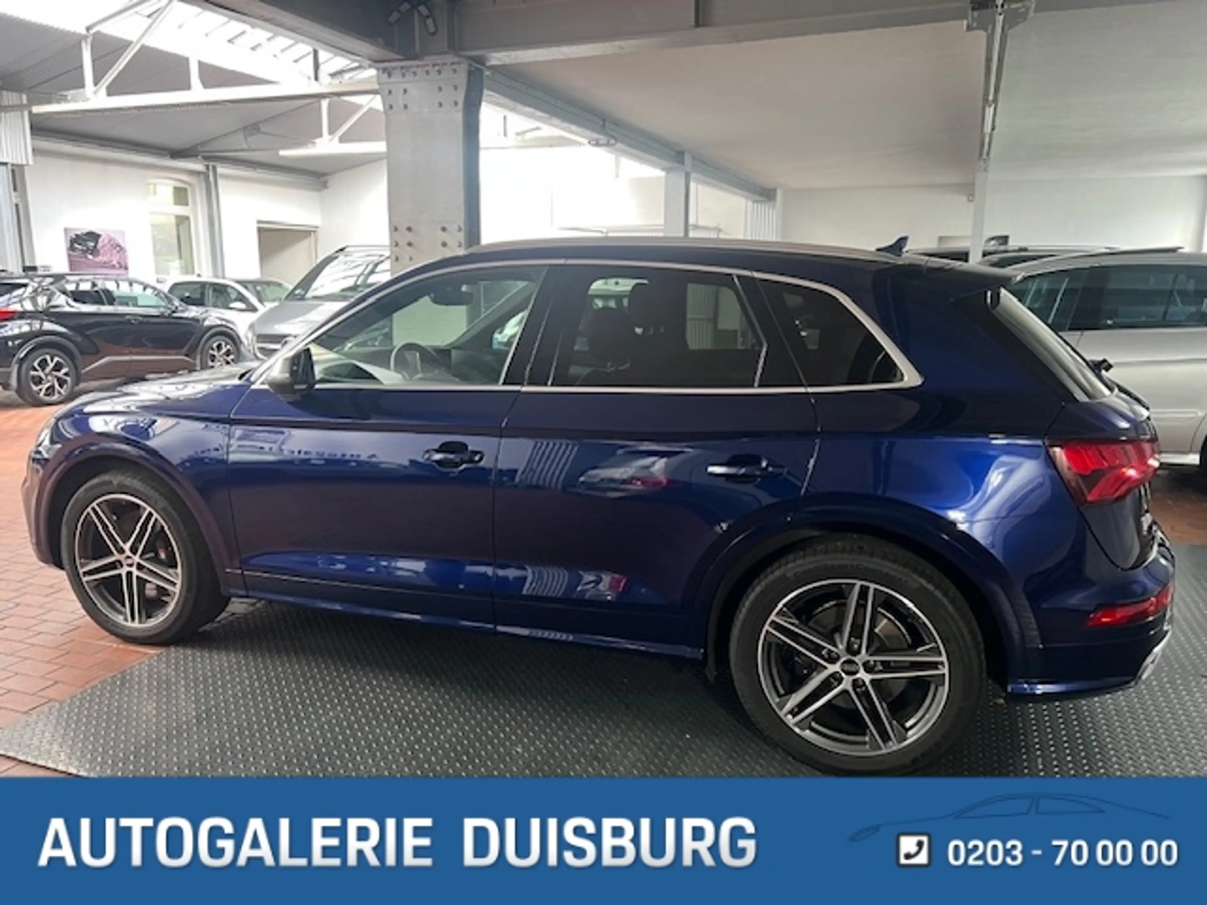 Audi SQ5 3.0 TDI quattro StandHZG AHK Carbon Kamera Luft AD — photo 2