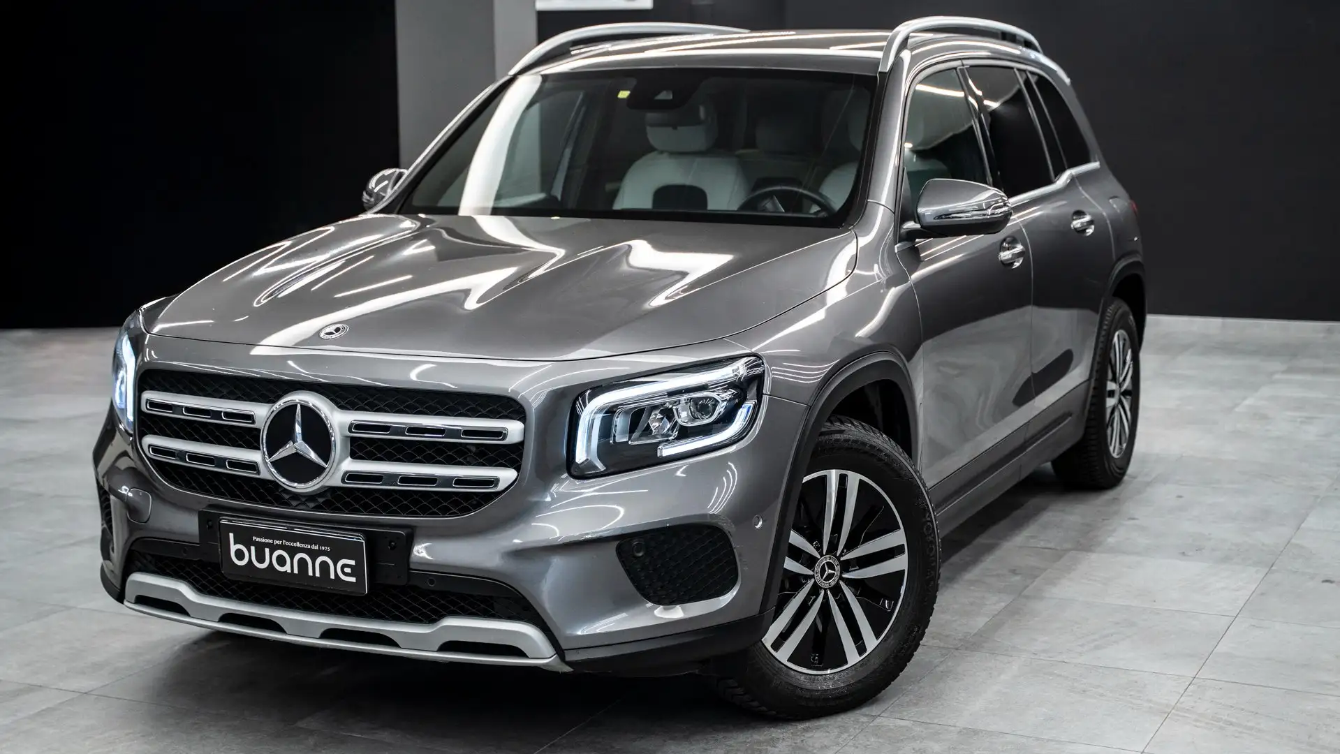 Mercedes-Benz GLB 220 D 4MATIC SPORT PLUS FULL LED CAM PELLE UFF. ITALIA Grigio - 1