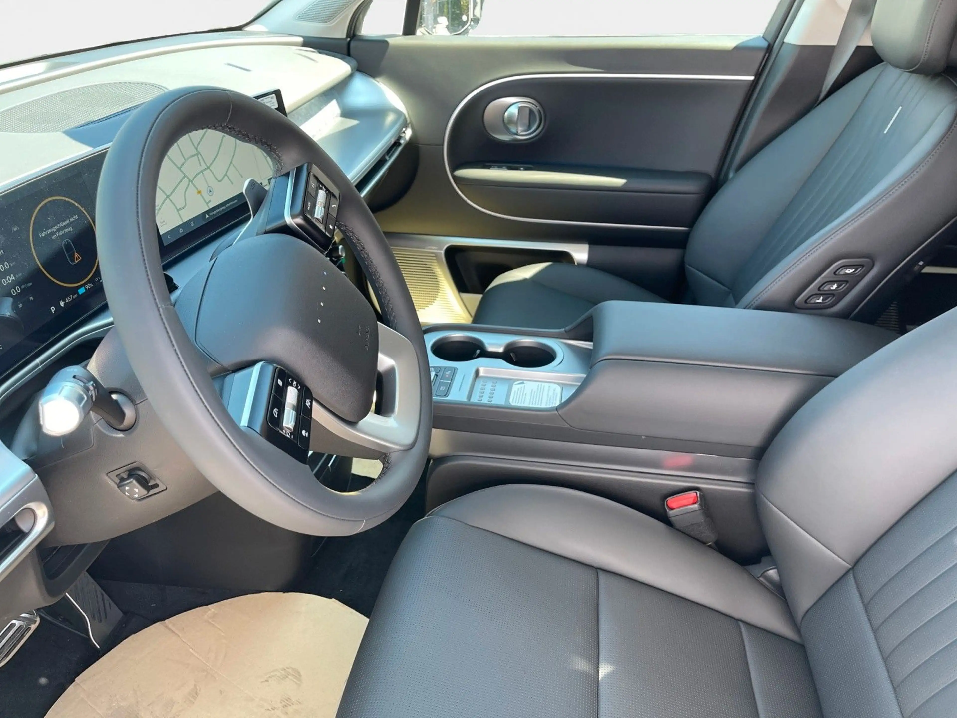 Hyundai IONIQ 9 226 kW 4WD Uniq Panoramadach — photo 10